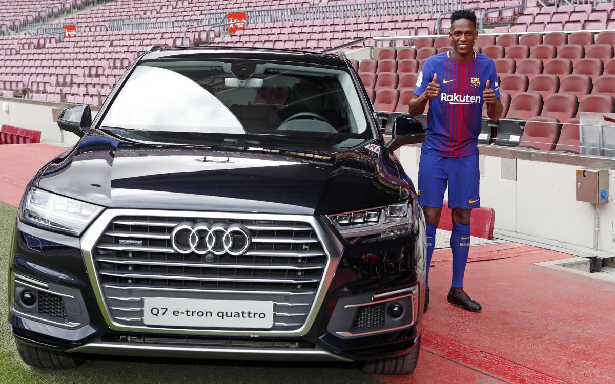 Inside the car with… Yerry Mina