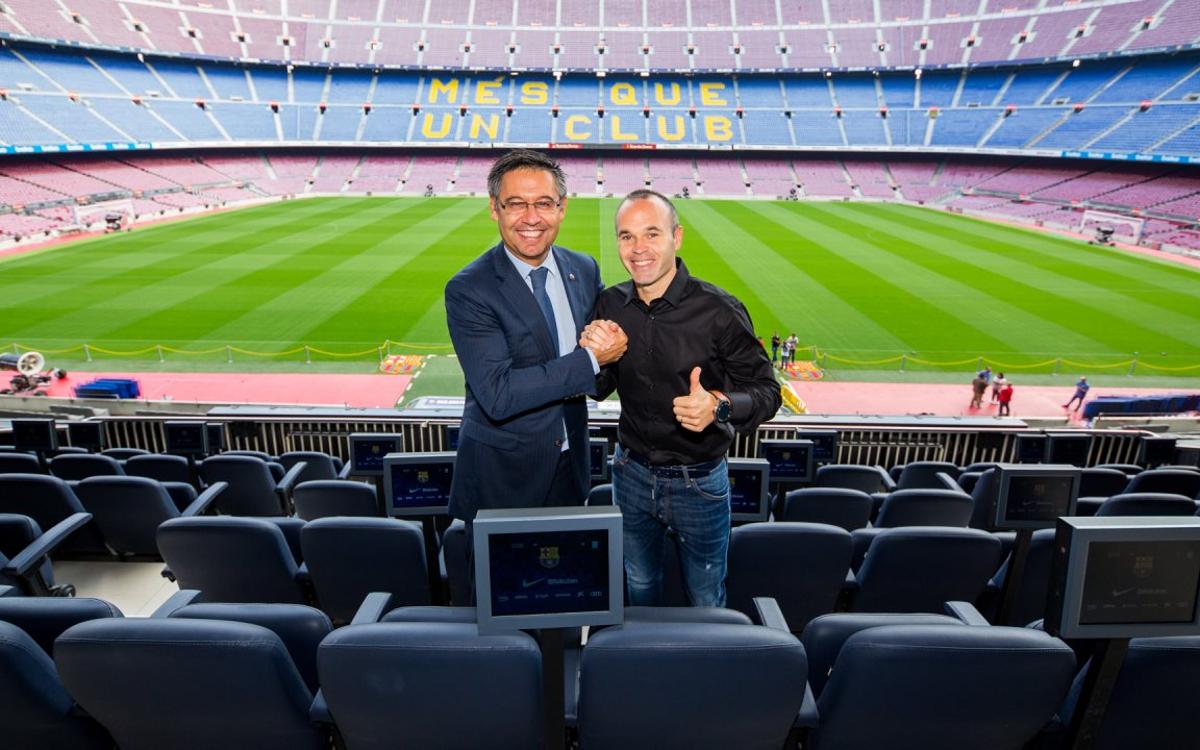 Andrés Iniesta signs lifetime contract with FC Barcelona