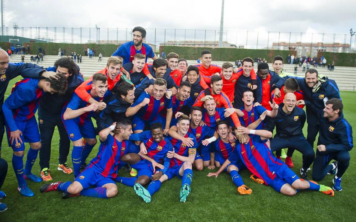 U19A crowned champions of División de Honor