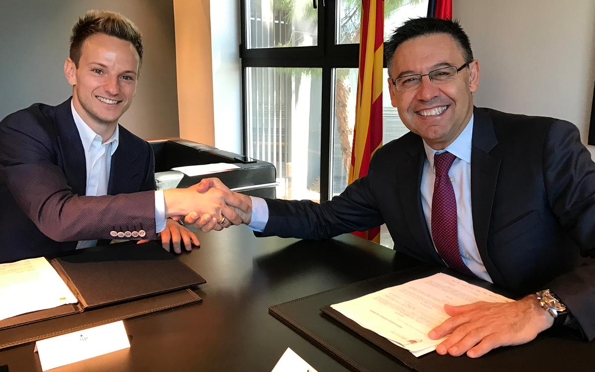 Rakitic signs new deal with FC Barcelona