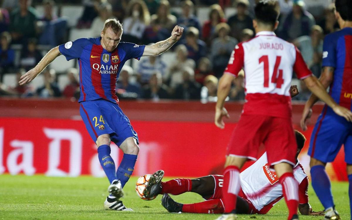 FC Barcelona's Jérémy Mathieu side-lined for three weeks