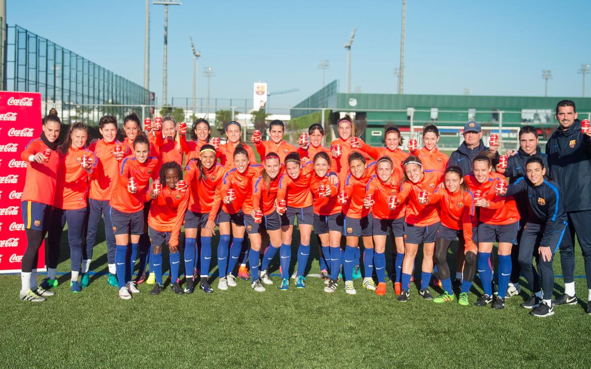 FC Barcelona women's team receive personalised Coca-Cola cans
