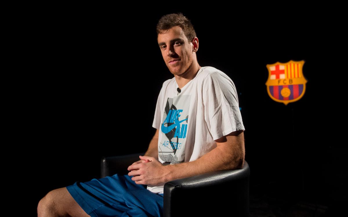 EN DIRECTO - Presentación de Victor Claver como nuevo jugador del Barça Lassa