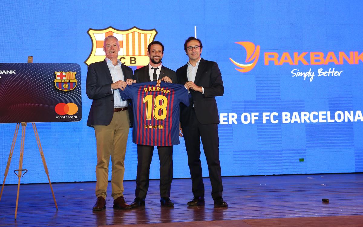 El FC Barcelona, Rakbank i Mastercard uneixen forces per llançar una nova targeta de crèdit als Emirats Àrabs Units