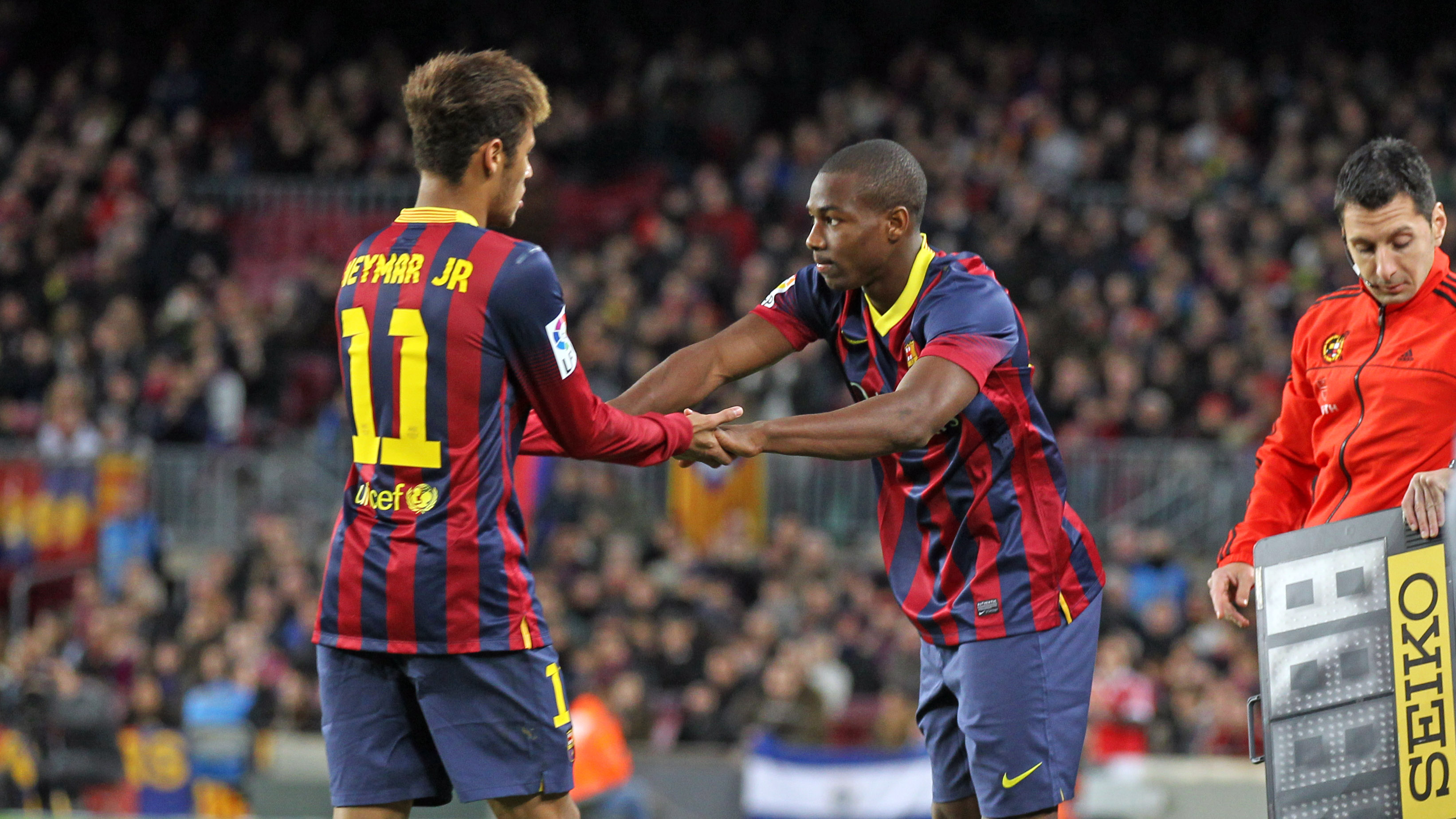 Adama Traoré makes debut with FC Barcelona