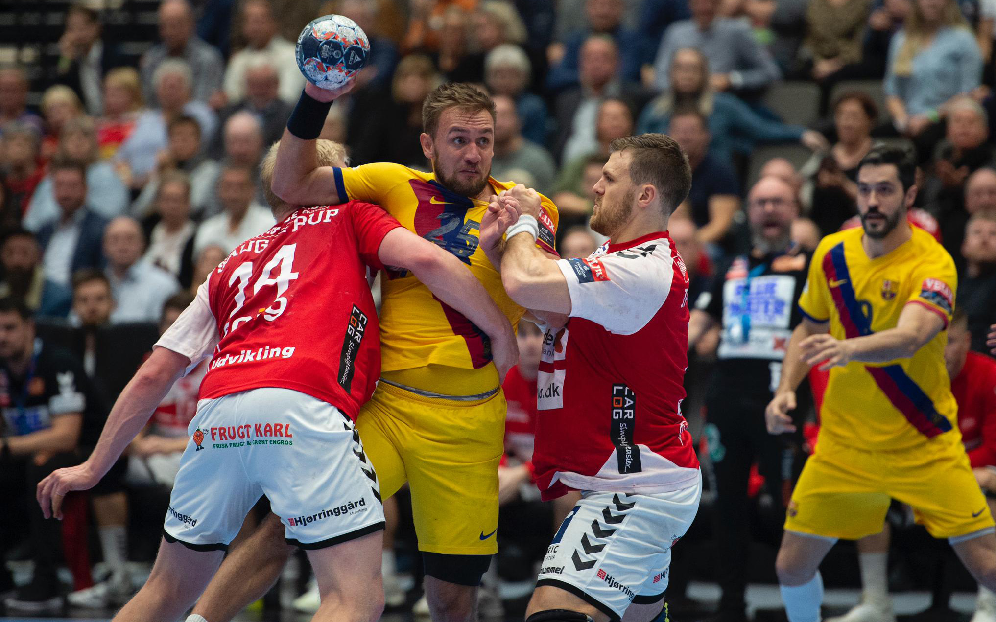 Aalborg 30-34 Barça: A win to retain the