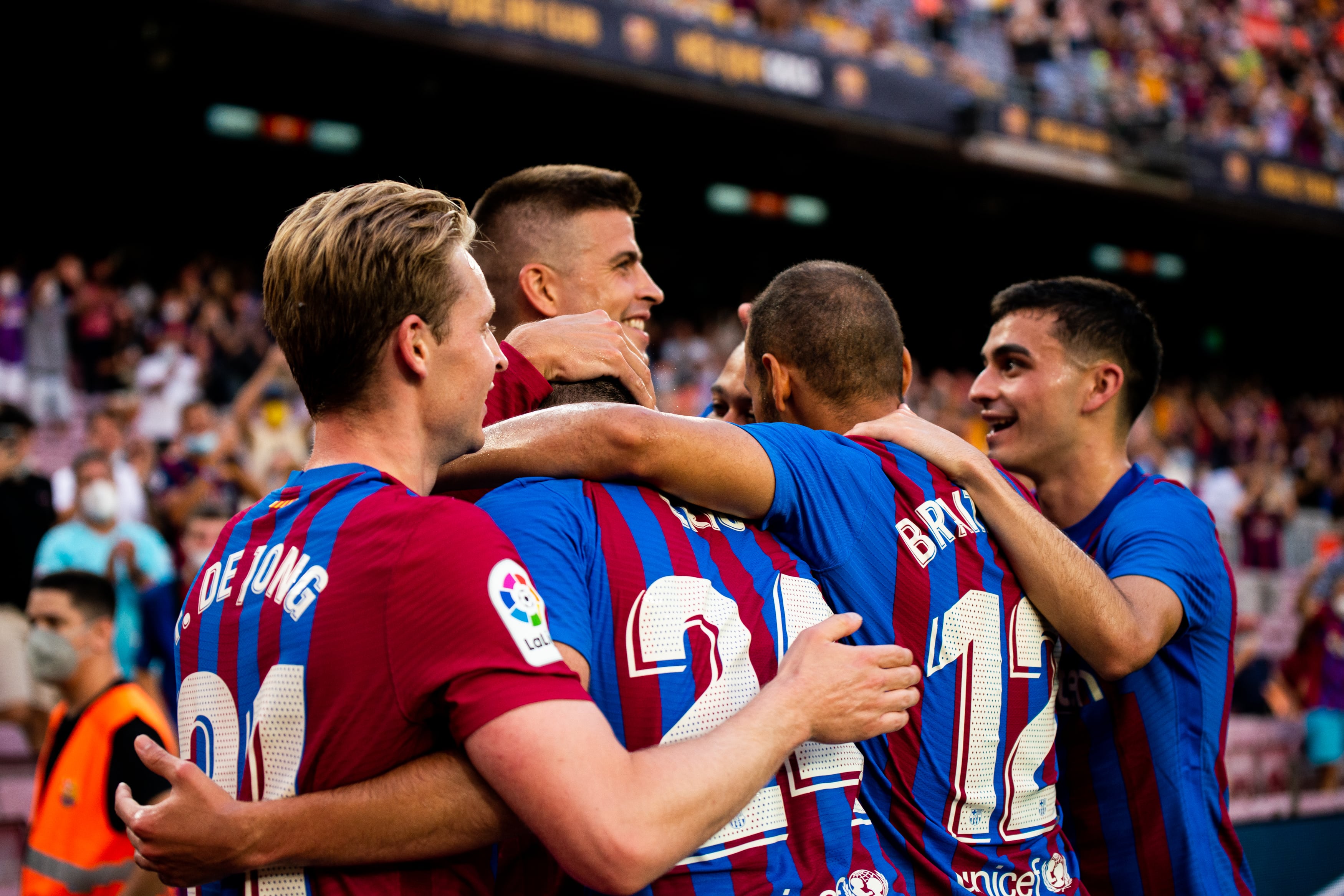 Enten spoor cent FC Barcelona 4-2 Real Sociedad: Camp Nou celebrates a winning start