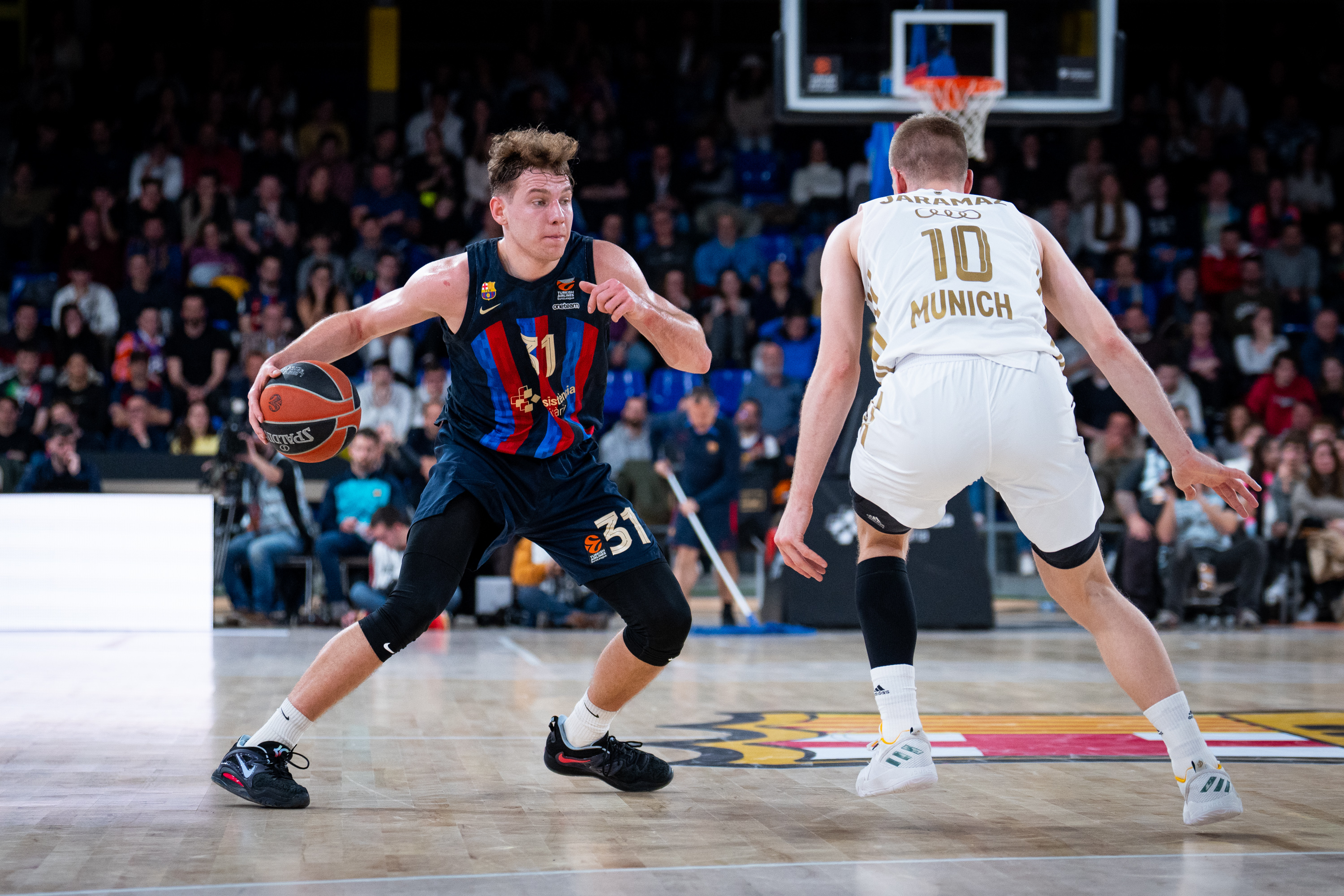 FC Barcelona 72-70 FC Bayern Munich Another win in Europe at the Palau