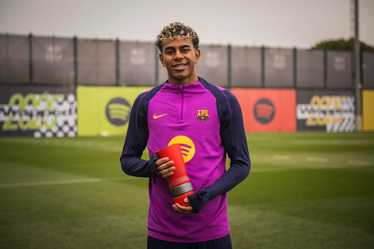 ラミン・ヤマル、リーガ11月の MVP