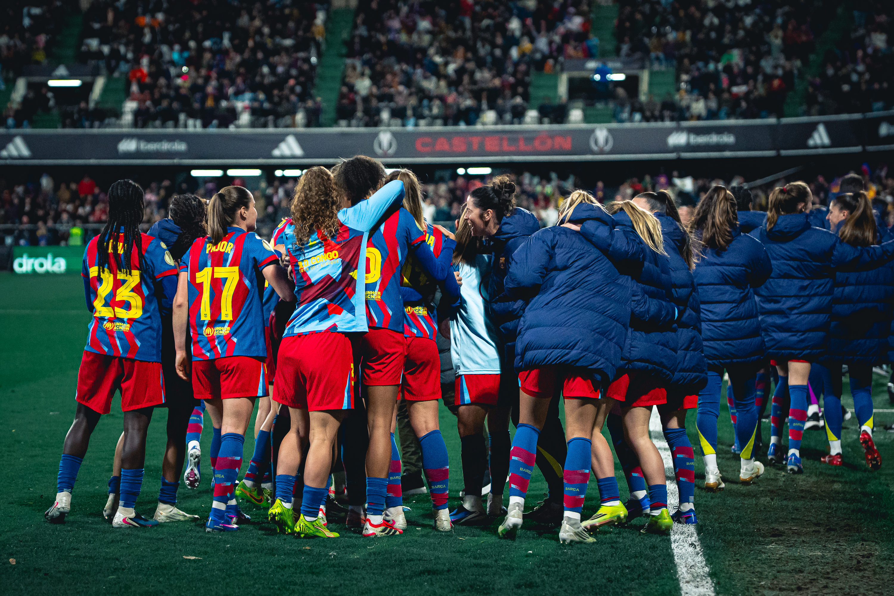 記念グッズ #2 FC Barcelona-Real Madrid _GP11500.jpg