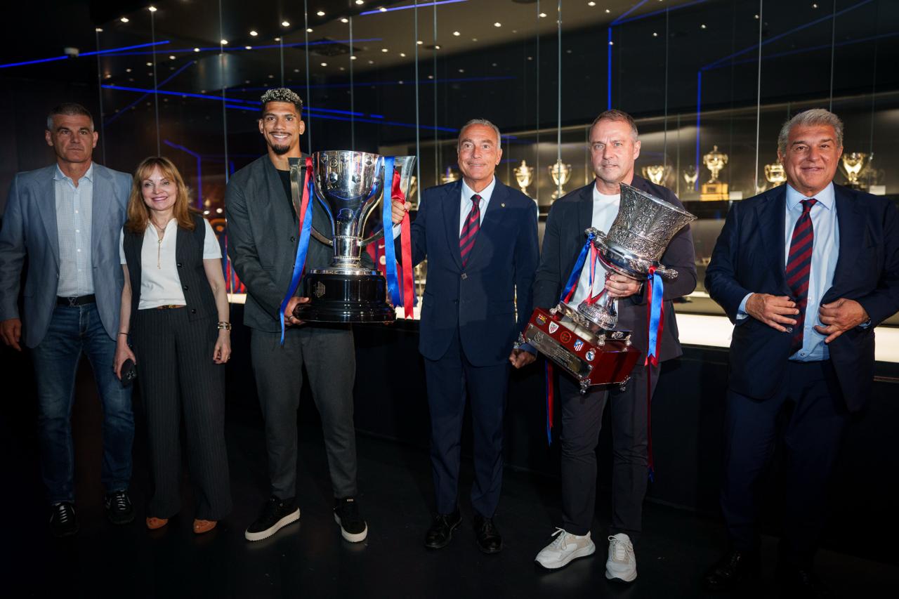 リーガとスーパー杯、ミュージアムへ