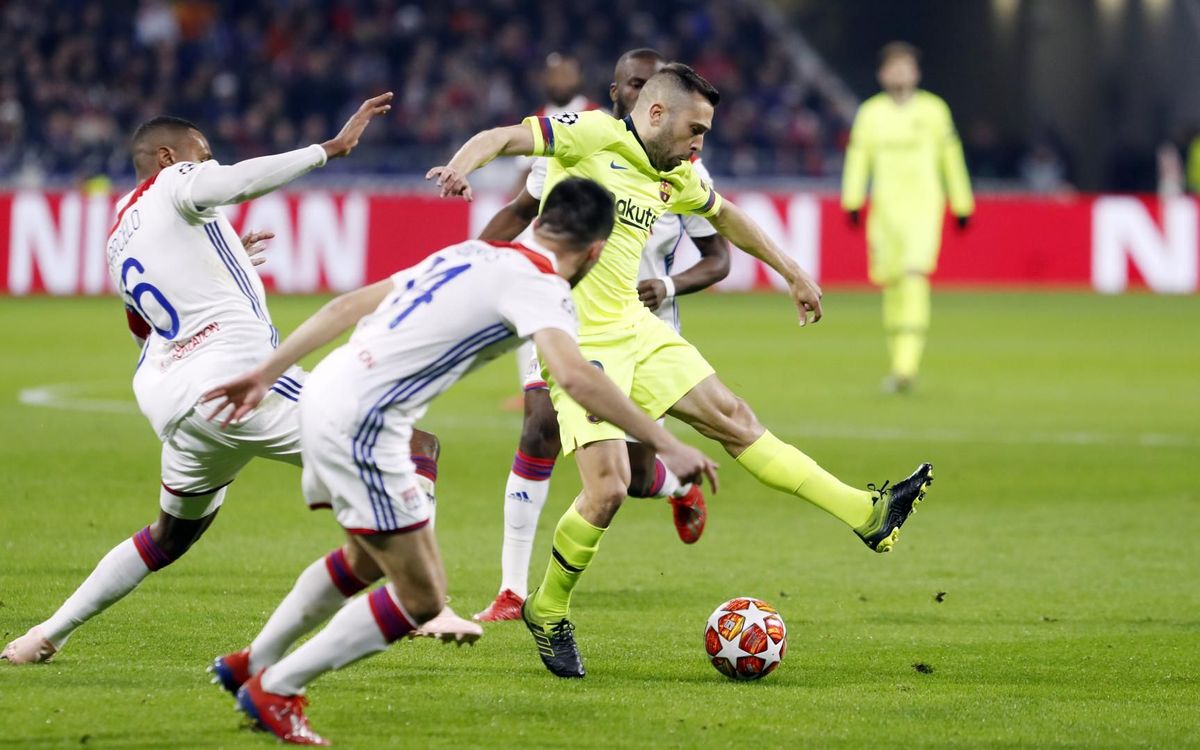 صور مباراة : ليون - برشلونة 0-0 ( 19-02-2019 )  Mini_2019-02-19-LYON-BARCELONA-05