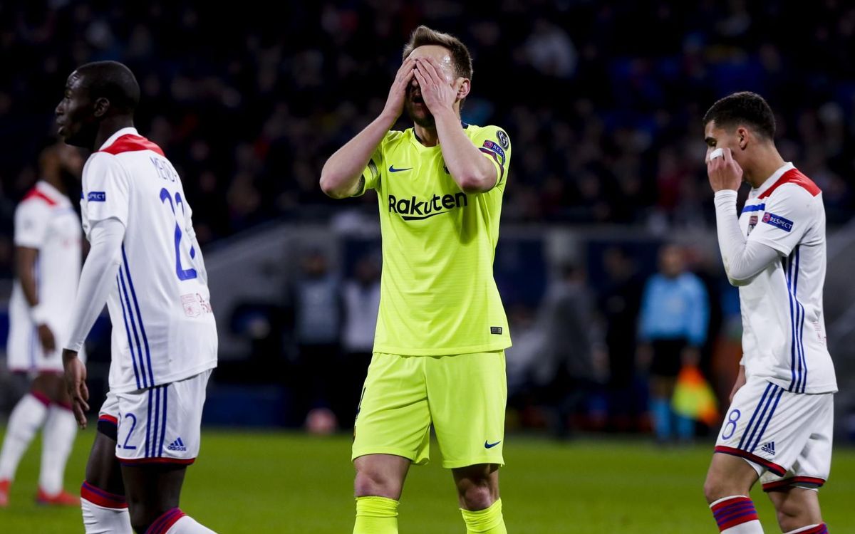 صور مباراة : ليون - برشلونة 0-0 ( 19-02-2019 )  Mini__P2F9888