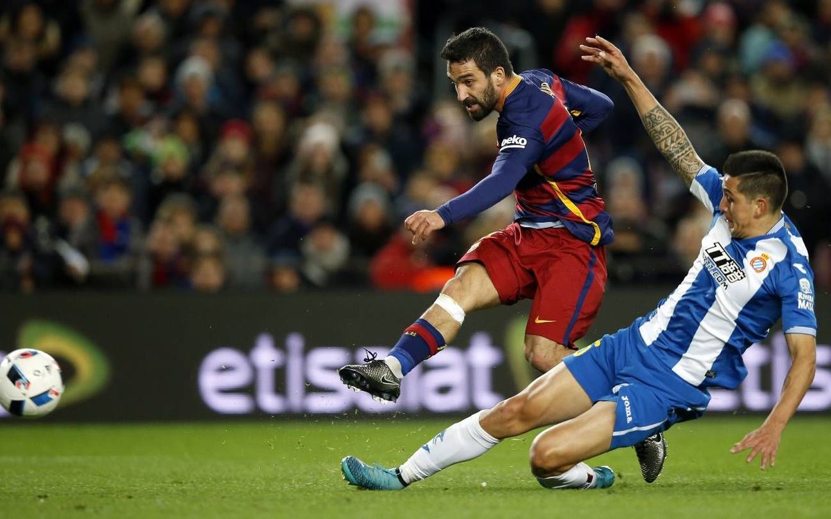 Arda Turan and Aleix Vidal make their FC Barcelona debuts