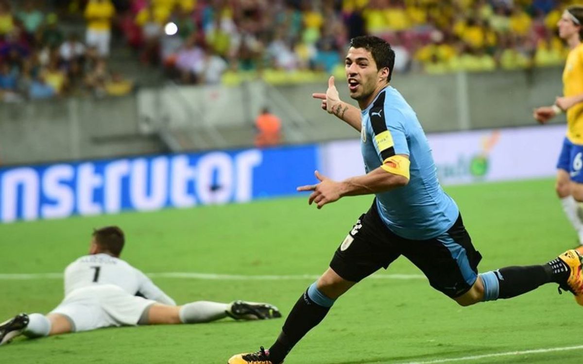 Suárez reapareix amb l’Uruguai amb gol contra el Brasil de Neymar Jr