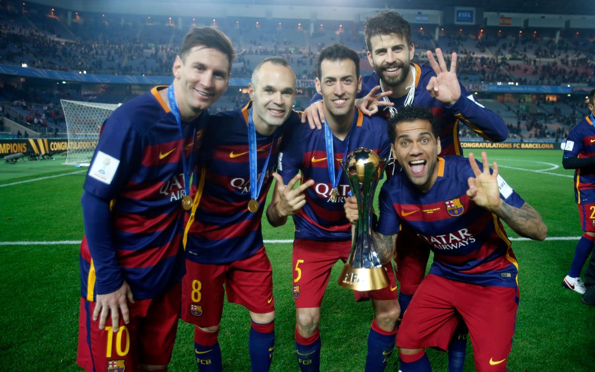 Messi, Iniesta, Sergio, Alves and Piqué: the three time winners / MIGUEL RUIZ - FCB