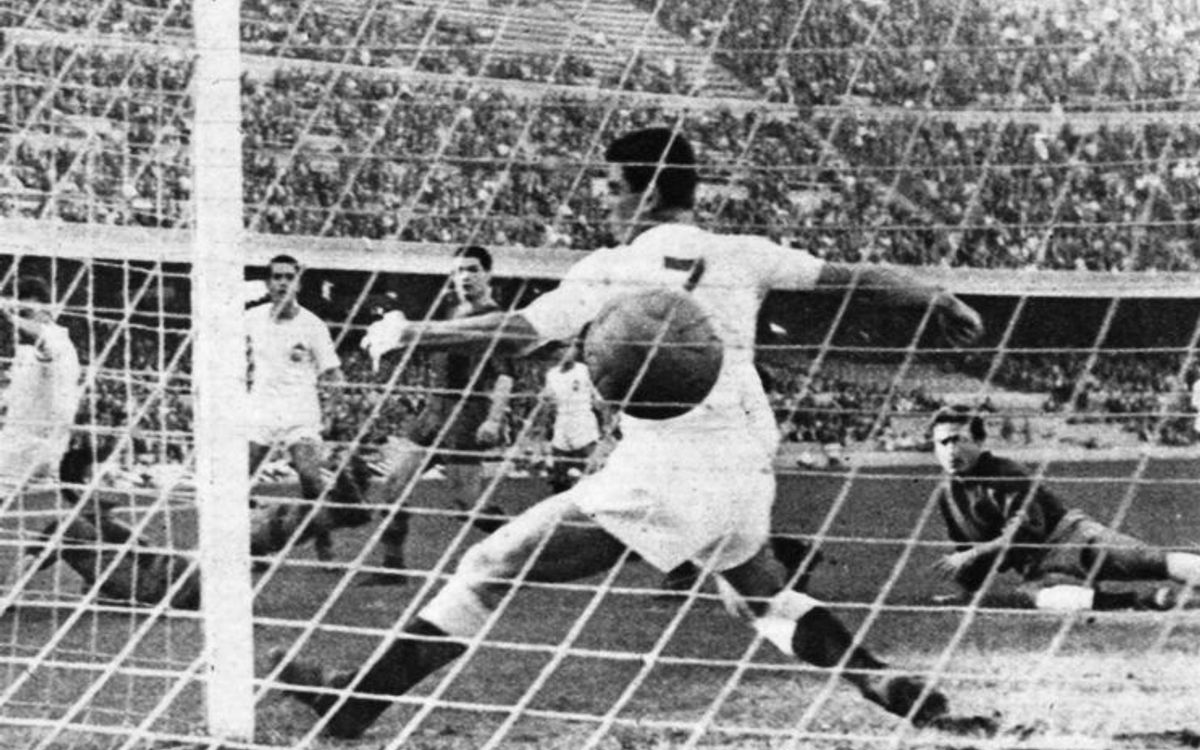 First ever league game at Camp Nou 6 October 1957