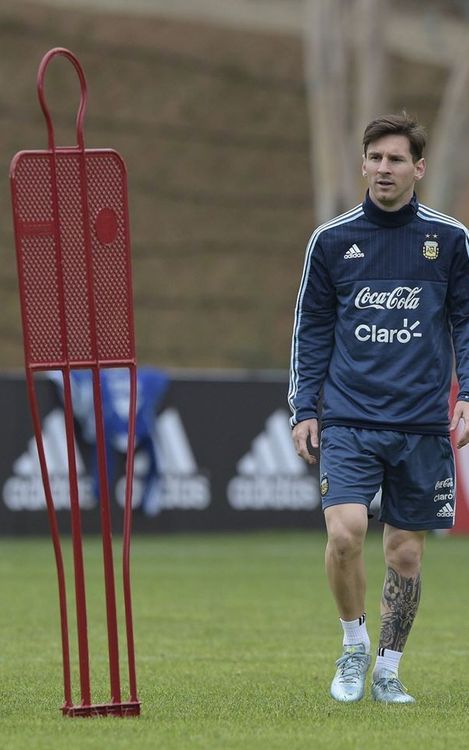 Messi, Mascherano and Argentina go for Copa América semi-finals