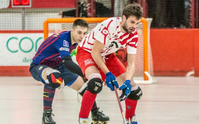 Club Patí Vic 1 - 2 Barça Lassa: Leaders lead on