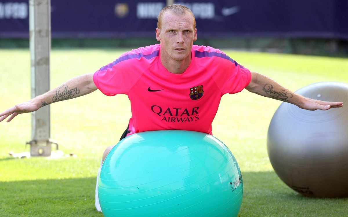 First team back to work after 35 days holiday