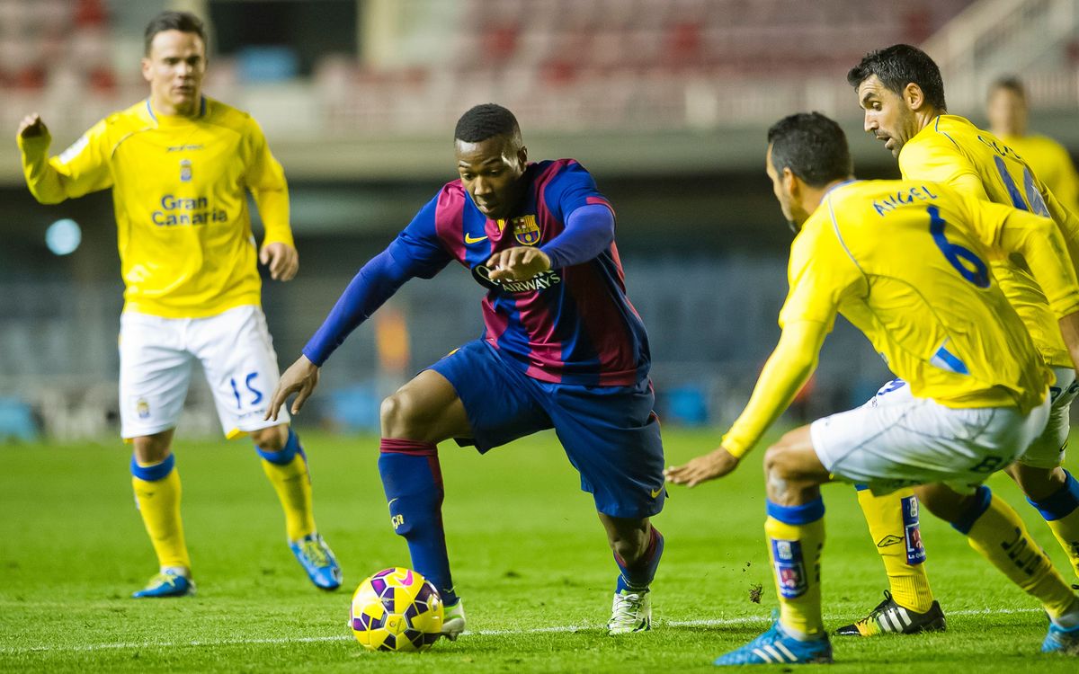 FC Barcelona v Las Palmas: Leaders win in the Mini (0-2)