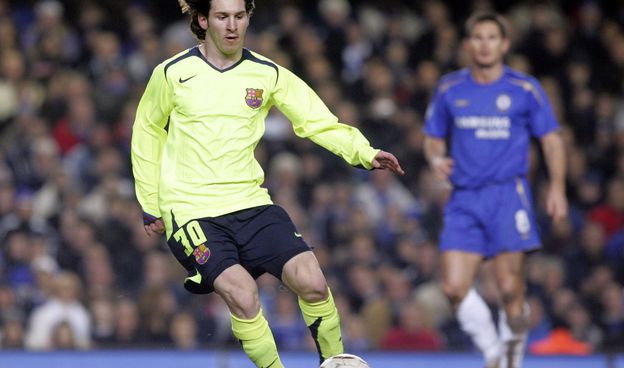 Historic Rivalry Between Fc Barcelona And Chelsea