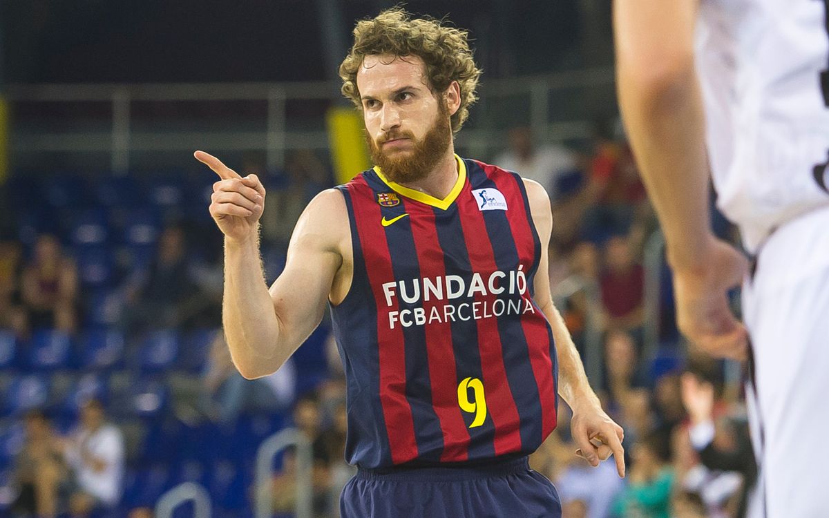 Marcelinho Huertas celebrates 400 games in Liga Endesa