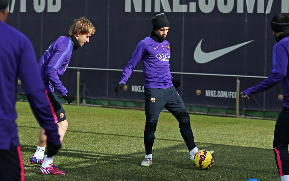Andrés Iniesta misses training