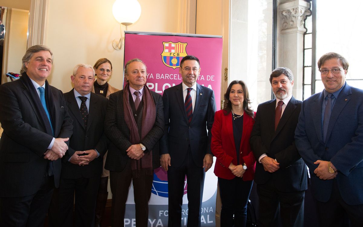 The 'Penya Diplomàcia Blaugrana' launched