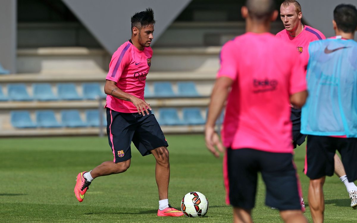 Neymar joins squad for training