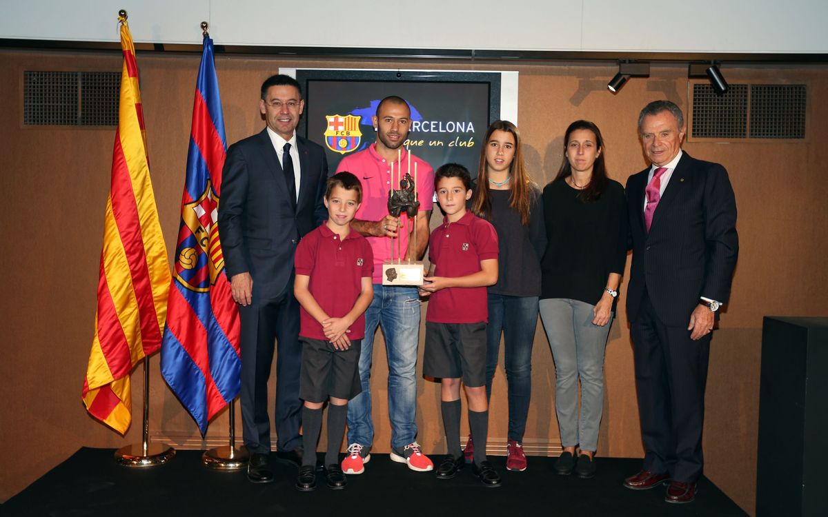 Mascherano wins 2013/14 player of the year award