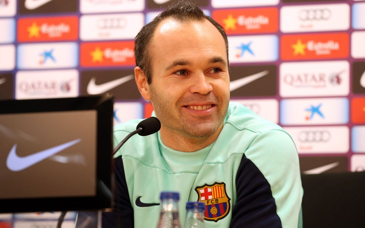 La conférence de presse d'Andrés Iniesta en huit phrases