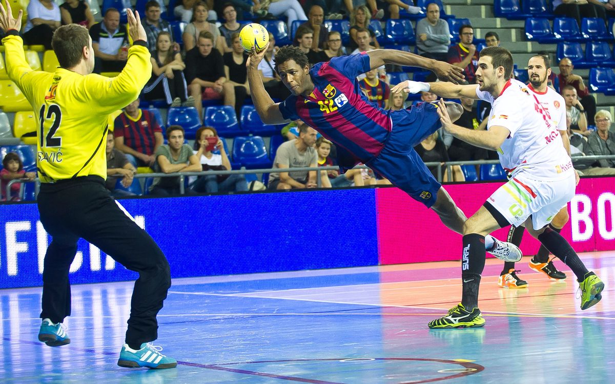 FC Barcelona v Bada BM Huesca: Another record (42-29)