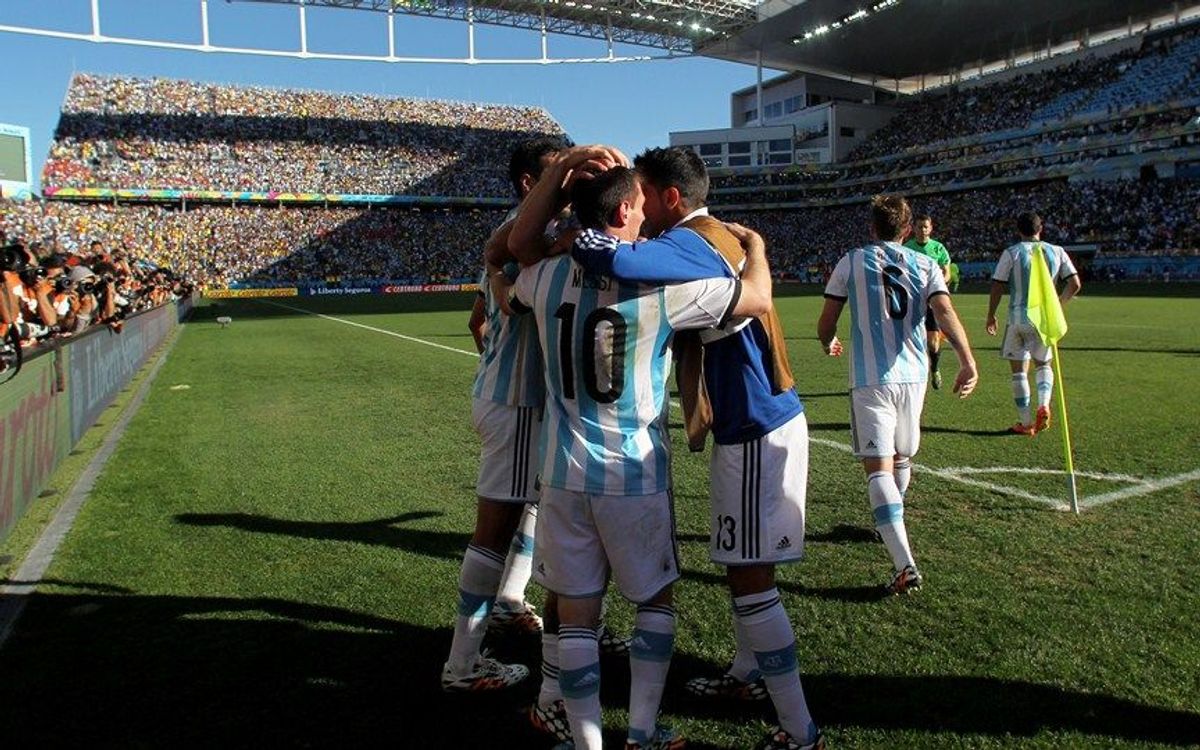 Triomf agònic de l’Argentina cap als quarts (1-0)