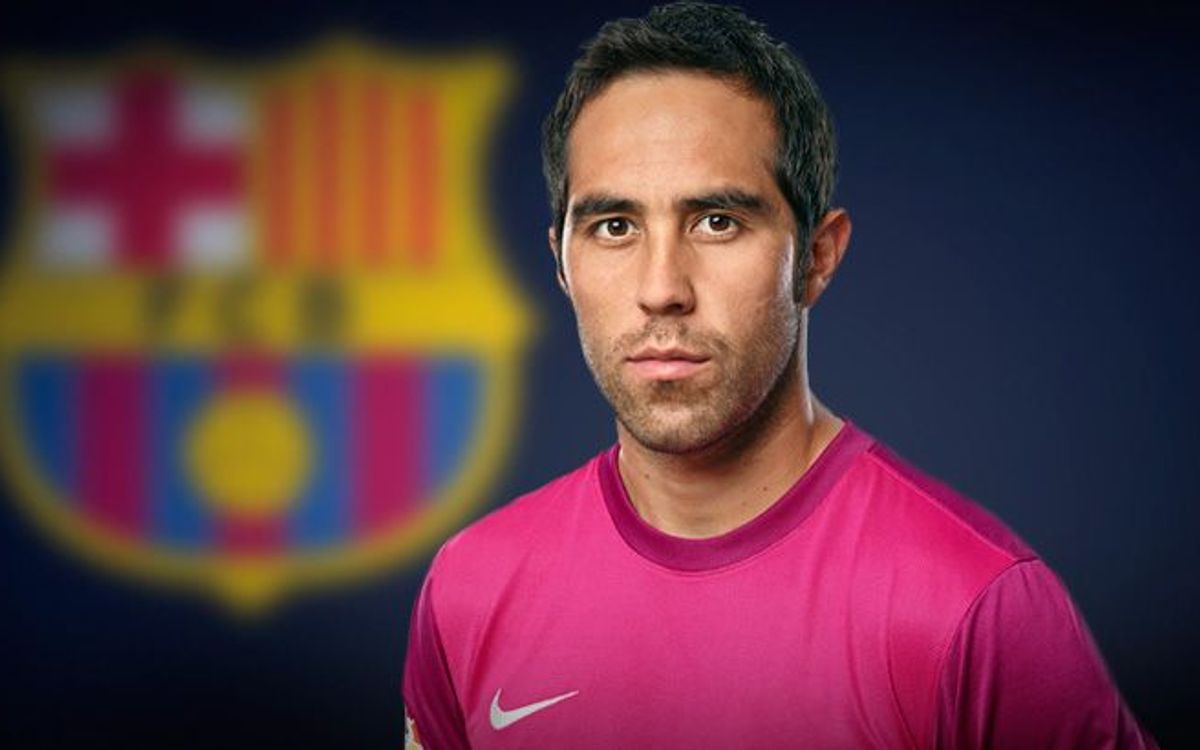 Agreement for Claudio Bravo to join FC Barcelona