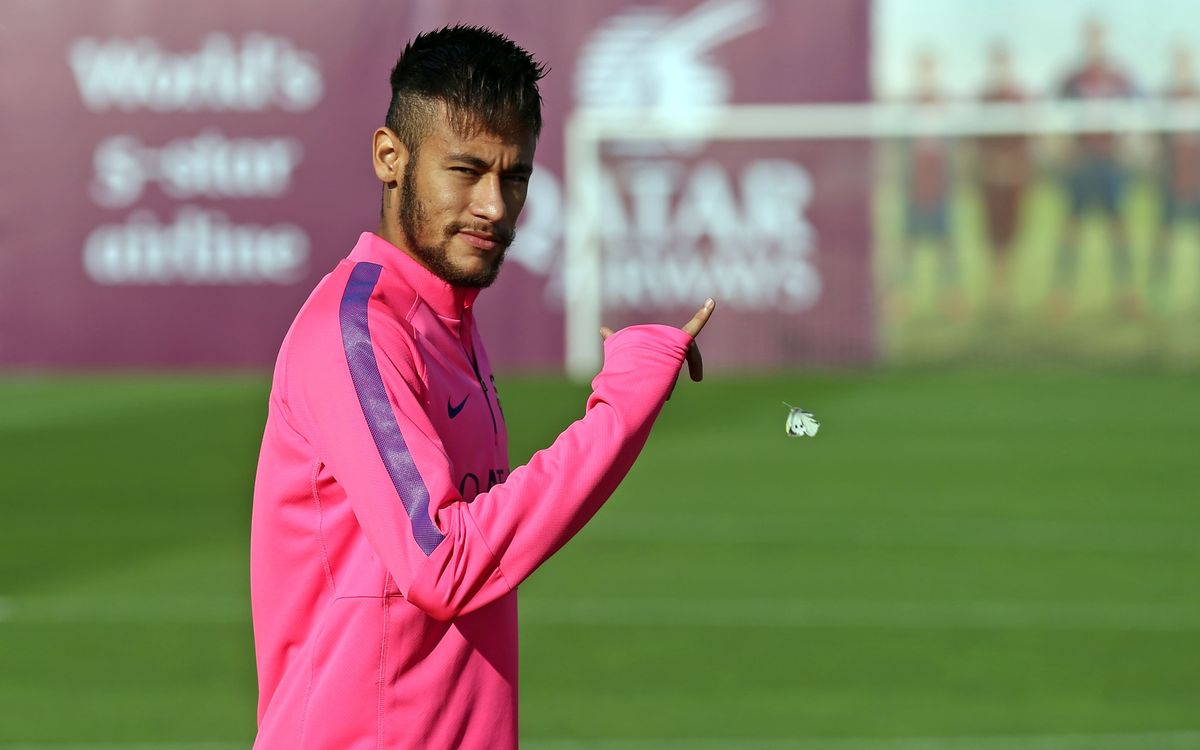 18 in squad to face Sevilla
