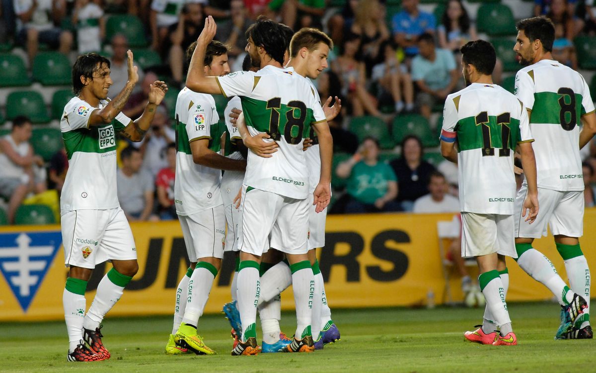 Elche CF: New and old faces seeking consolidation in the First Division
