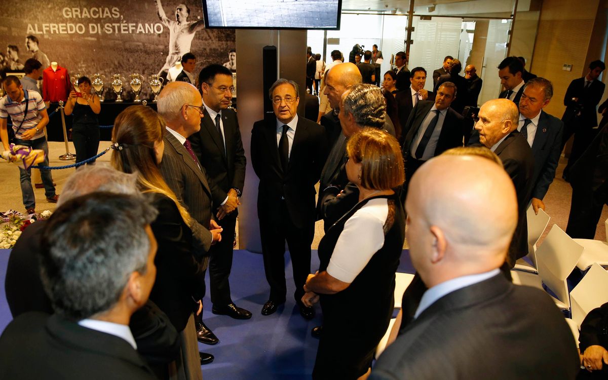 Josep Maria Bartomeu attends Alfredo Di Stéfano's memorail