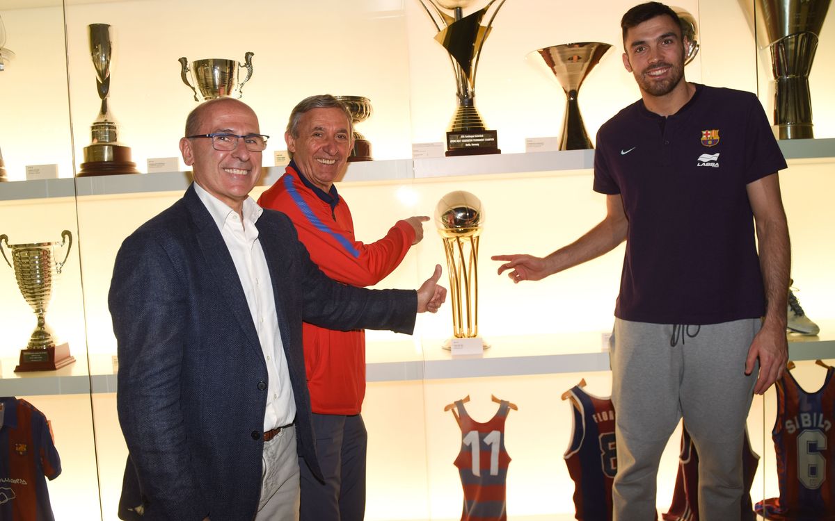 La Copa del Rei, entregada al Museu del Barça