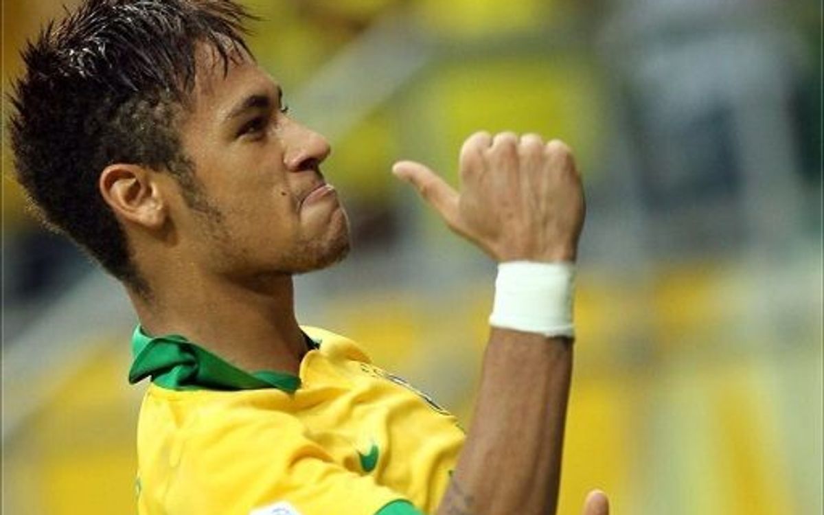 El Brasil cita Alves i Neymar per l’amistós del 5 de març
