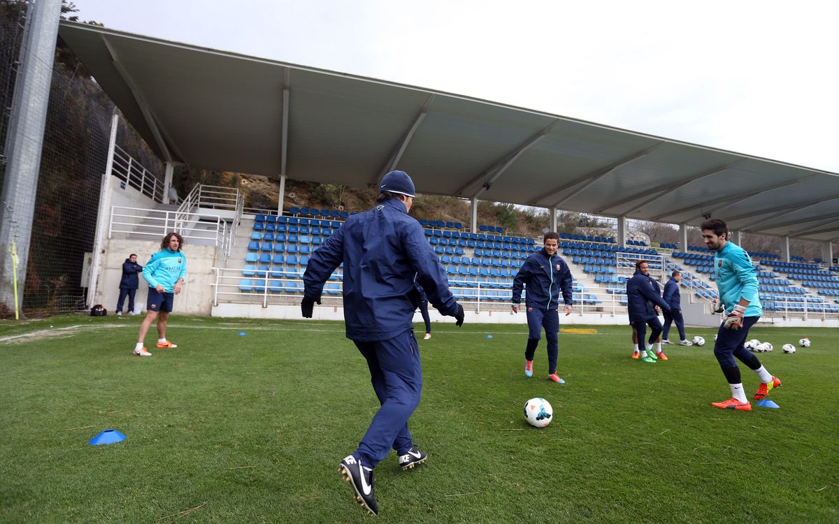Five players train at Zubieta