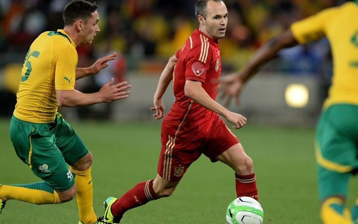 Spain are defeated by South Africa (1-0)