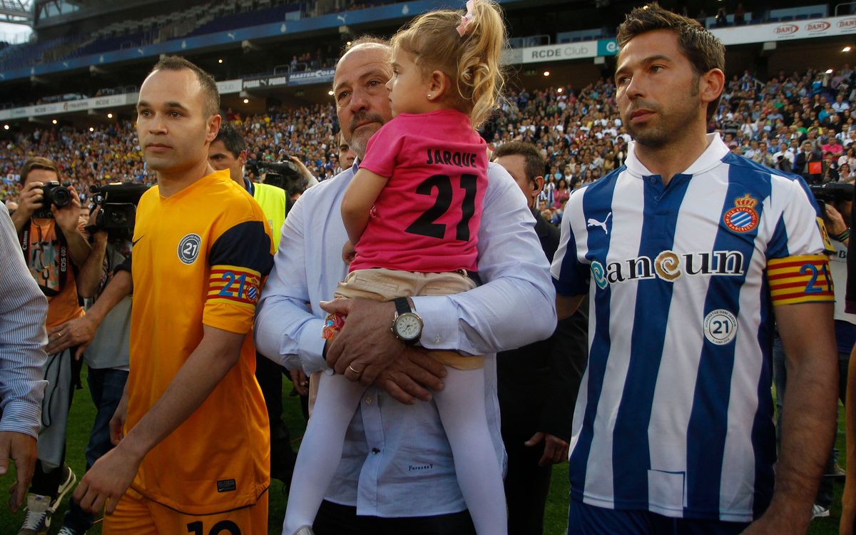 Five FC Barcelona players pay tribute to Dani Jarque