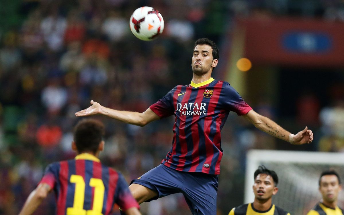 Sergio Busquets finishes the match against Valencia with thigh pain