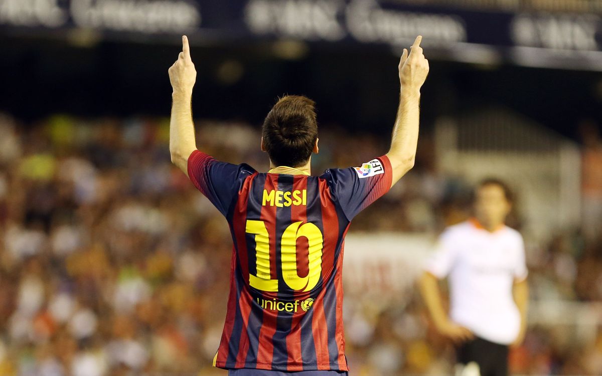 Leo Messi scores his 23rd league hat trick for Barça