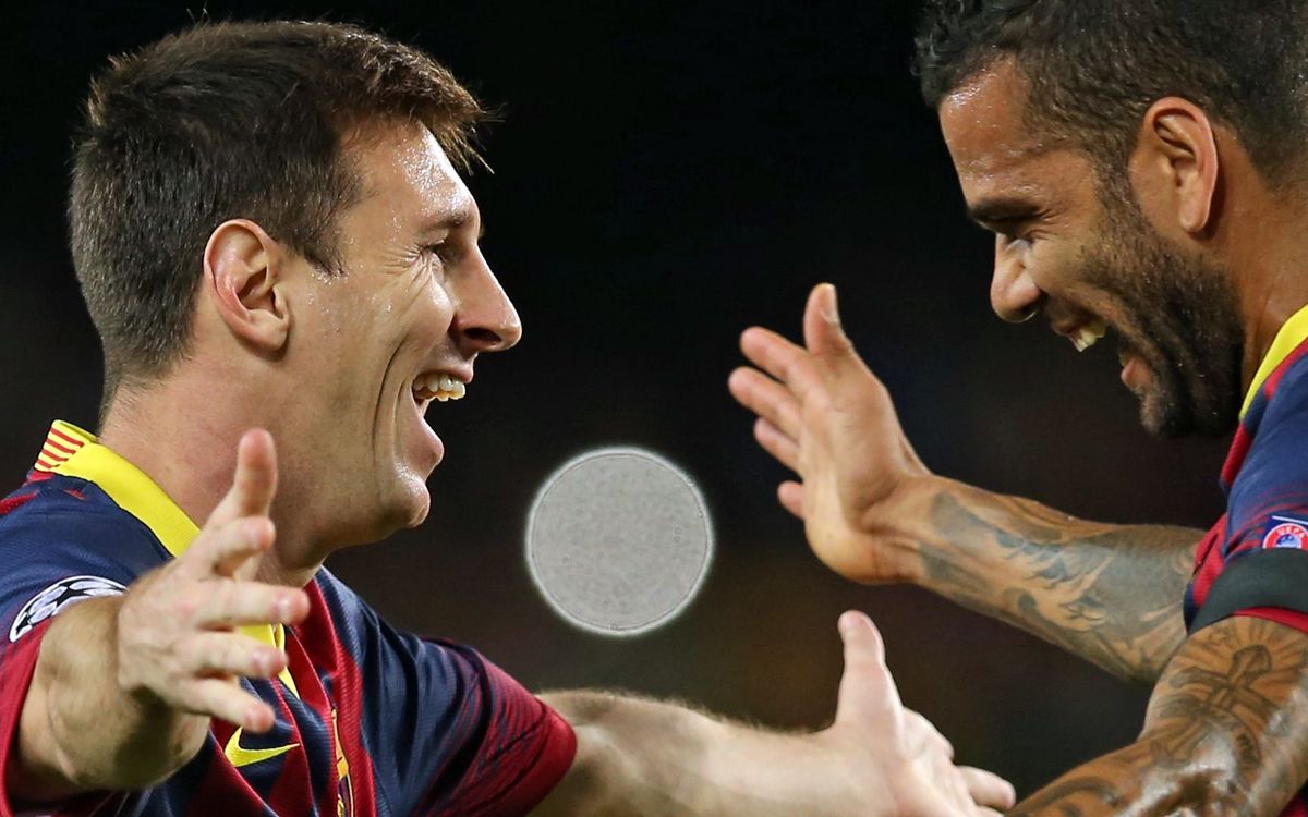 Messi and Alves / PHOTO: ARCHIVE FCB