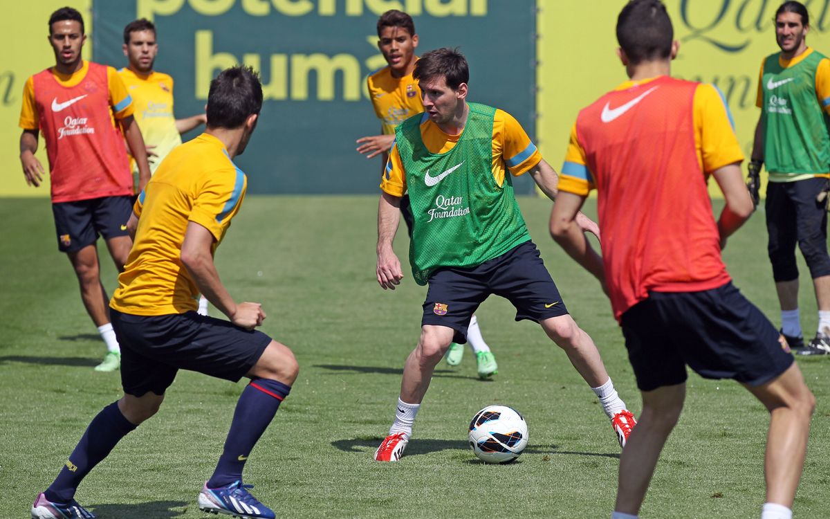 Messi and Sergio back in full training