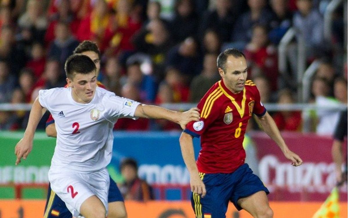 Spain and Chile both in need of just one point to qualify for Brazil 2014