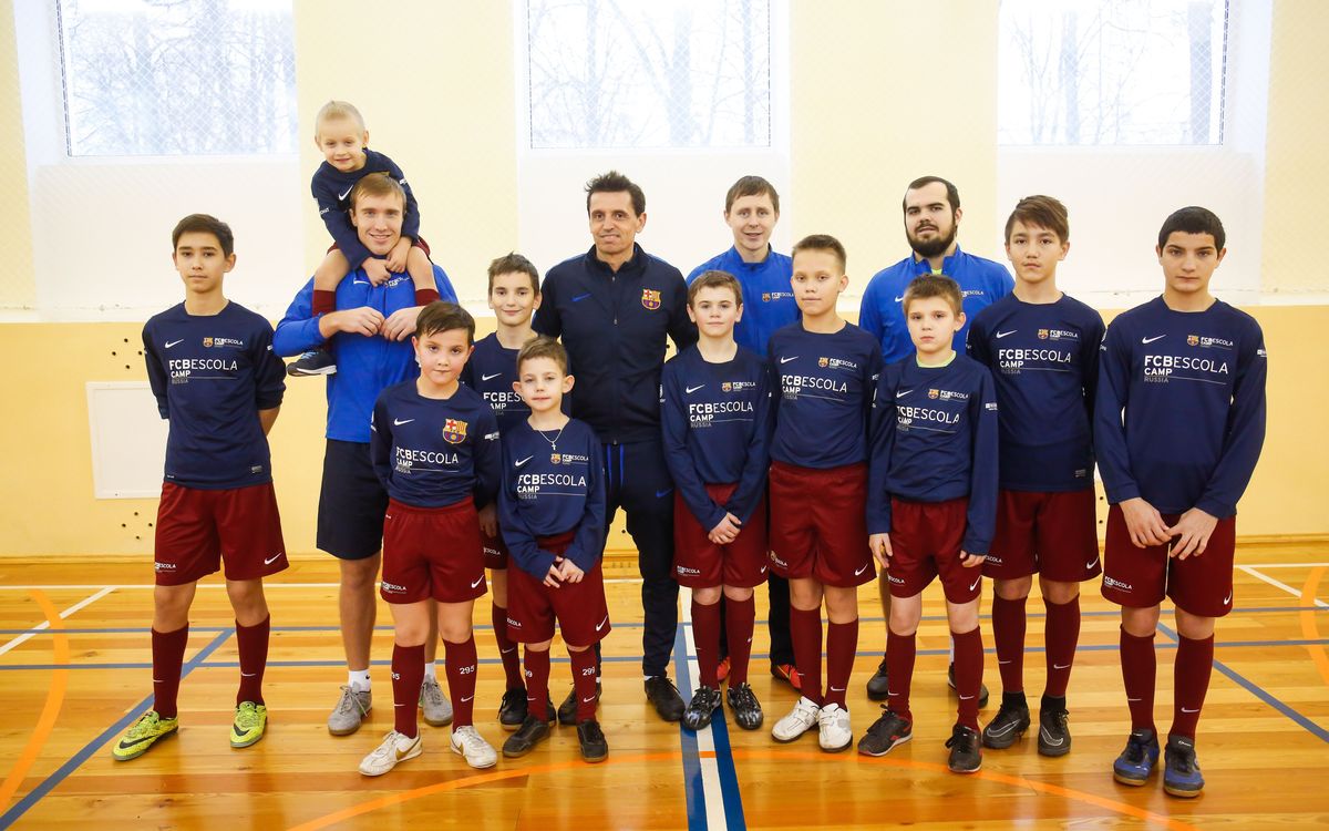 L’FCBEscola de Moscou organitza una masterclass en un centre d'acollida de menors