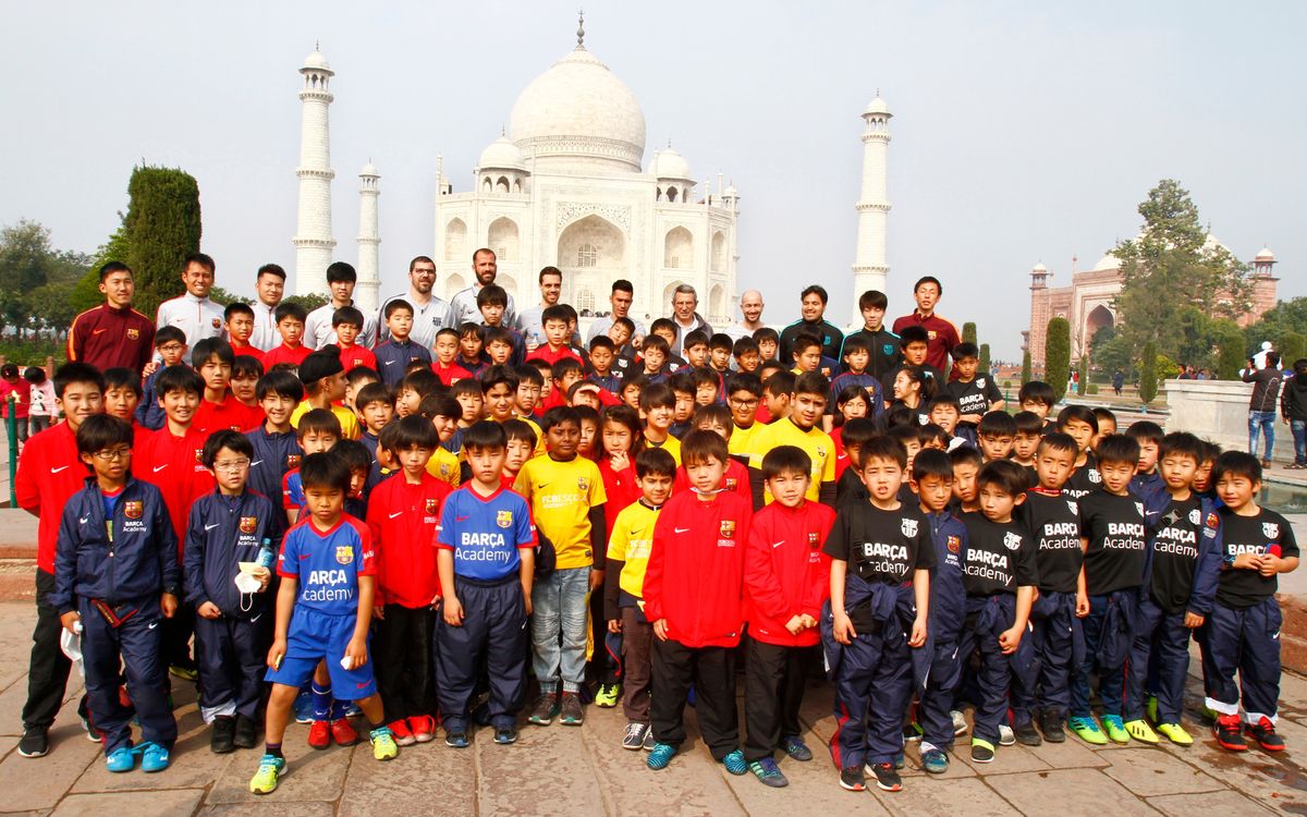 Más de 500 niños y niñas de la Barça Academy, reunidos en Delhi por la primera edición de la Barça Academy Cup APAC